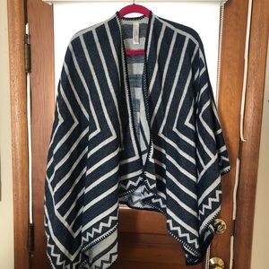 Pattern navy and cream sweater poncho